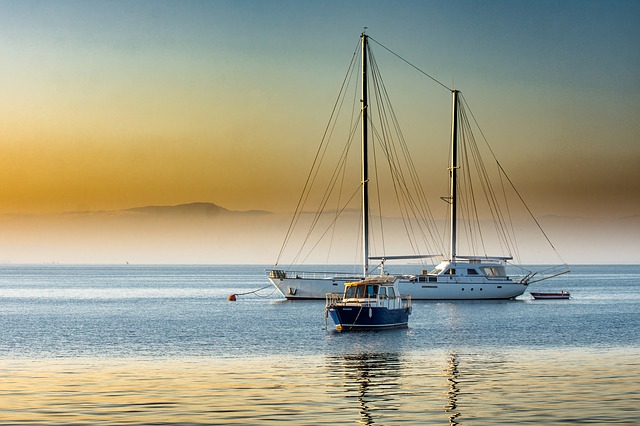 Czarter jachtu w Grecji jako sposób na spędzenie wakacji