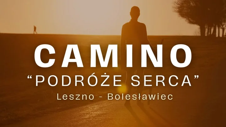 Obrazek przedstawia grafikę promocyjną wydarzenia Pielgrzymka piesza Leszno–Bolesławiec: Camino „Podróże Serca” (15–21 IX 2025)