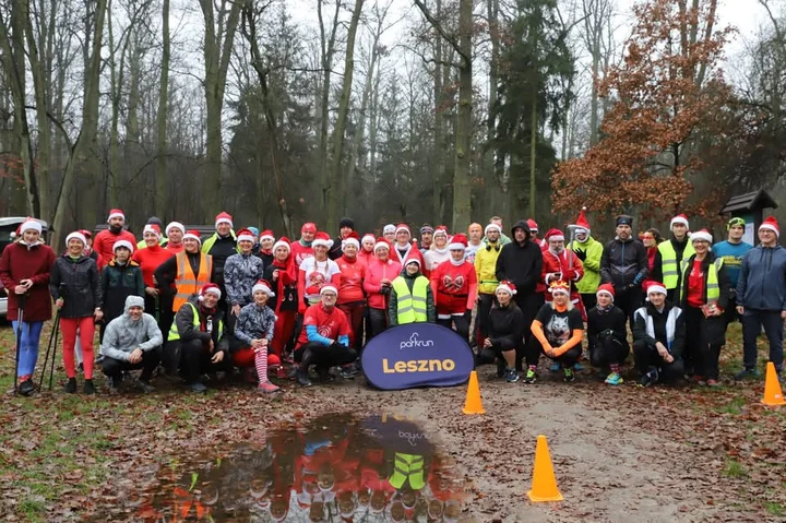 Grafika promocyjna wydarzenia Mikołajkowa edycja parkrun Leszno — 6 grudnia 2025