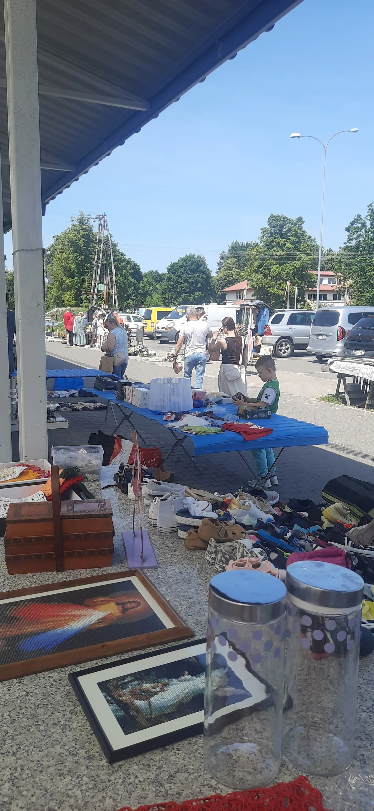 Grafika promocyjna wydarzenia Wyprzedaż garażowa na targowisku w Lesznie koło Błonia