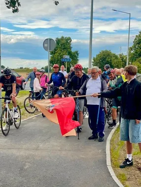 Nowa trasa w Gronowie już działa. 735 metrów dla pieszych i rowerzystów