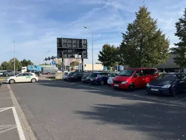 Koniec z lawetami i przyczepami przy Zygmunta Starego. Będą też miejsca dla autobusów