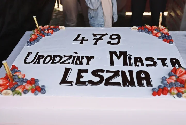Leszno świętowało 479. urodziny na Rynku - od sportu po tort