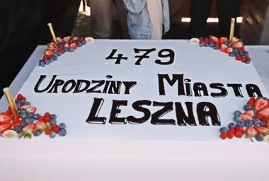 Leszno świętowało 479. urodziny na Rynku - od sportu po tort